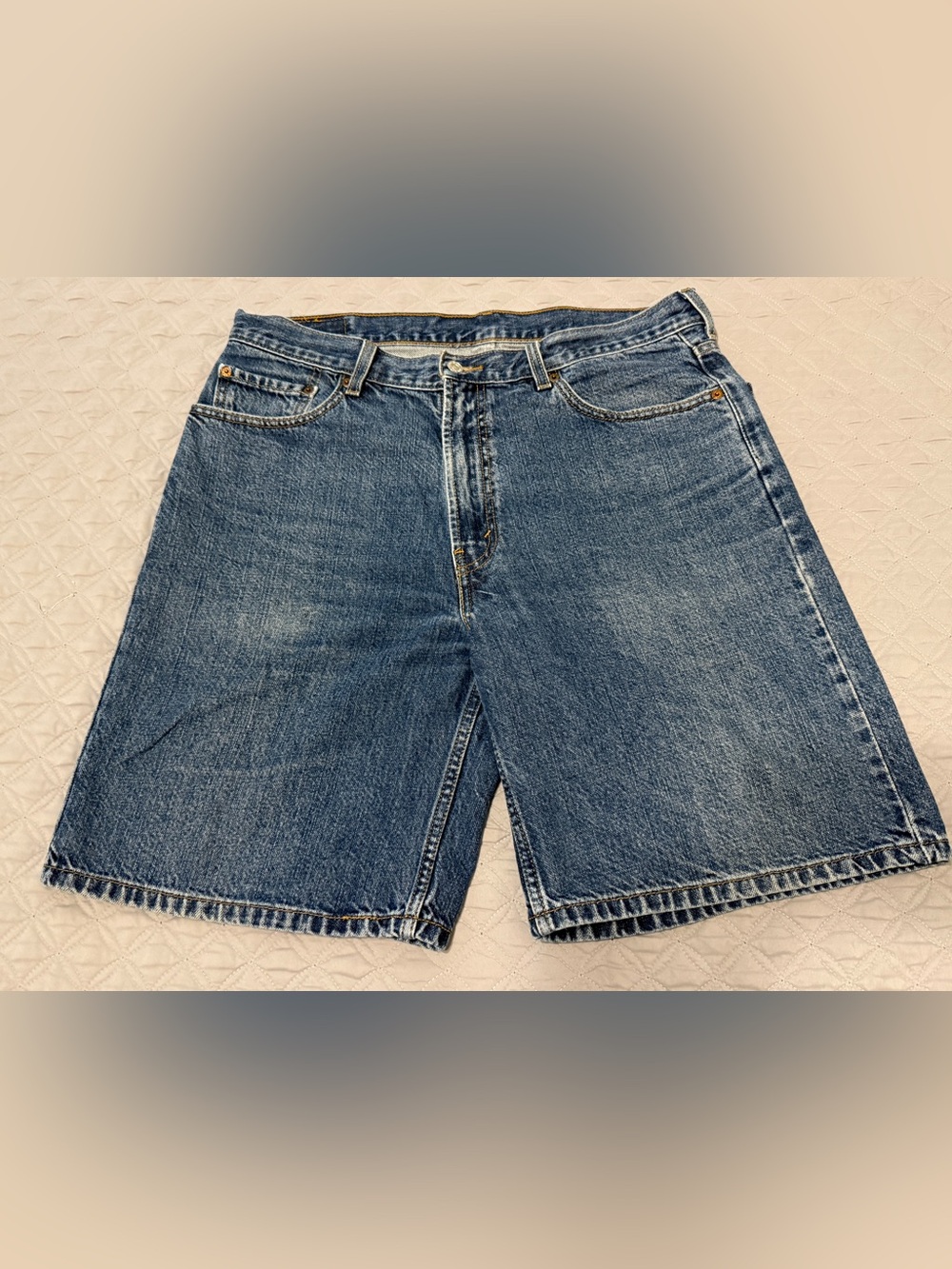 Levi’s 550 Mens 36 Jean Shorts Medium Wash Relaxed Fit Denim Casual Blue Skater